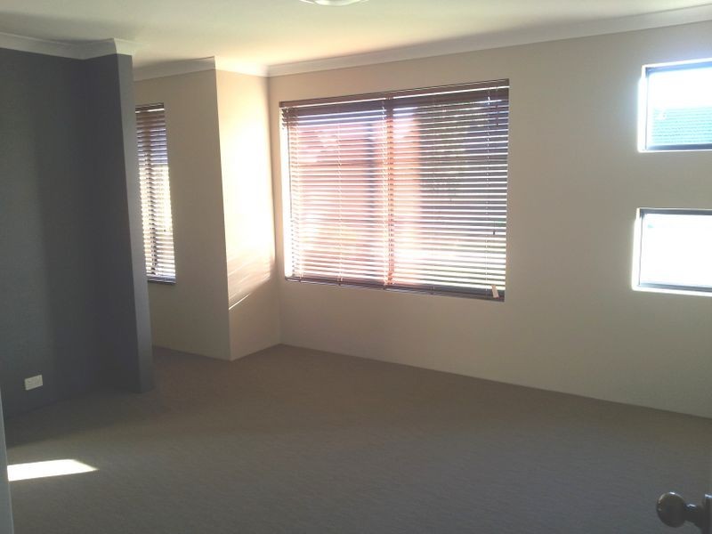38 Gallinago Cnr, Harrisdale WA 6112