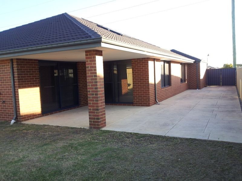 38 Gallinago Cnr, Harrisdale WA 6112