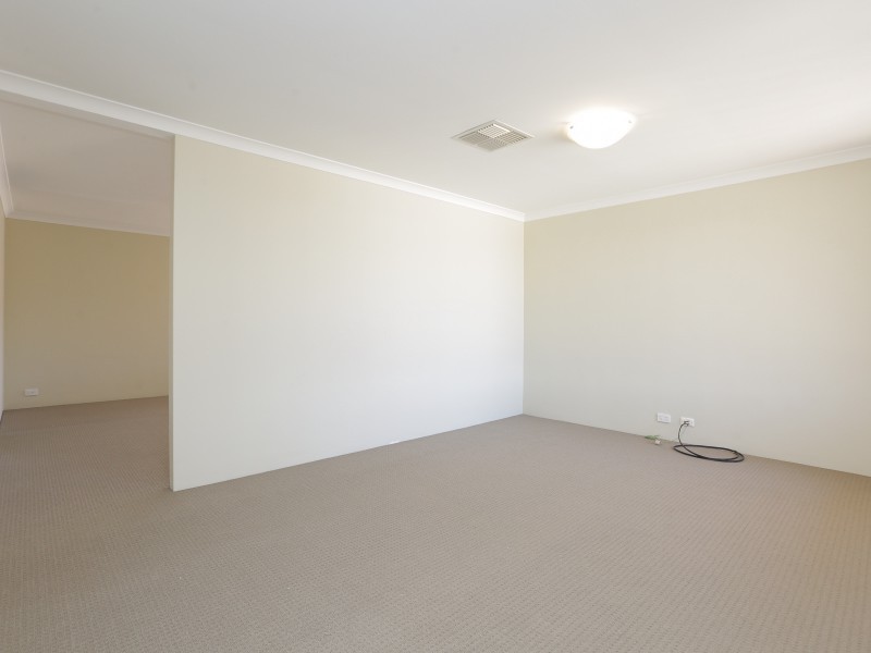 24 Fallon Place, Seville Grove WA 6112