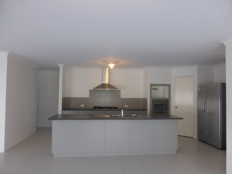 17 Minton Bend, Harrisdale WA 6112