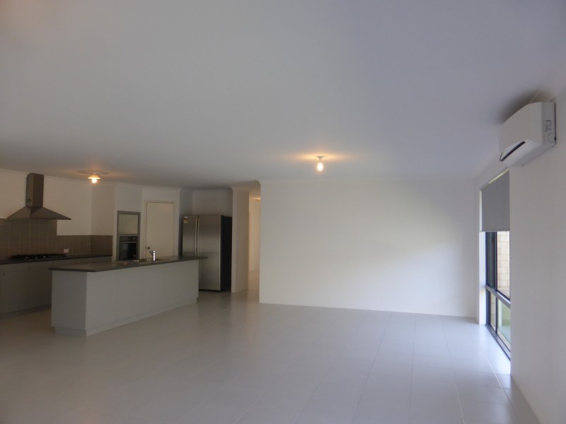 17 Minton Bend, Harrisdale WA 6112