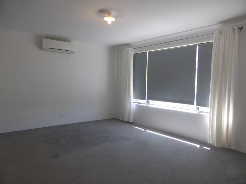 17 Minton Bend, Harrisdale WA 6112