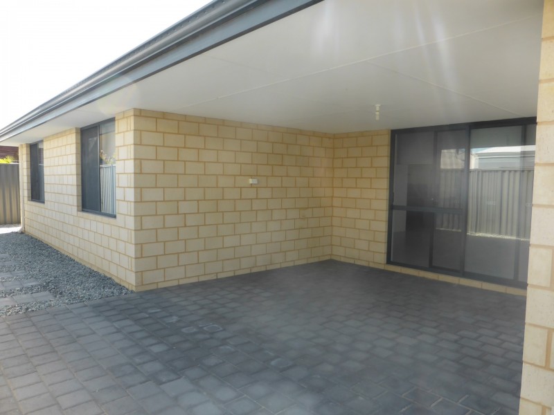 17 Minton Bend, Harrisdale WA 6112