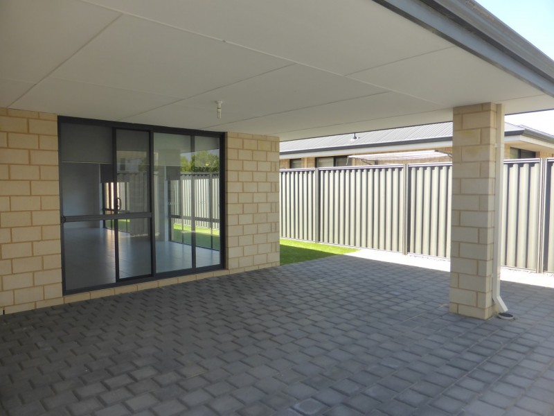 17 Minton Bend, Harrisdale WA 6112