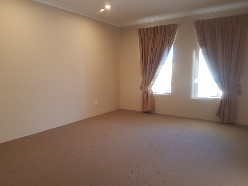 4/3 Sofia Rise, Southern River WA 6110