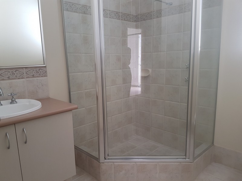 4/3 Sofia Rise, Southern River WA 6110