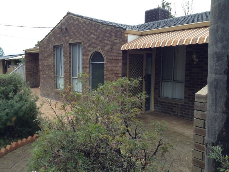 24 Essington Street, Huntingdale WA 6110