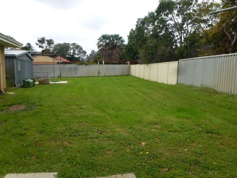 22 Stepney Street, Armadale WA 6112