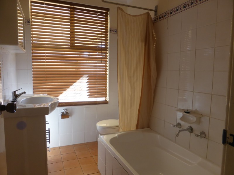 4 Fountain Court, Armadale WA 6112