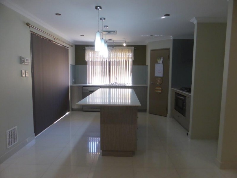 29 Duckbill Loop, Southern River WA 6110