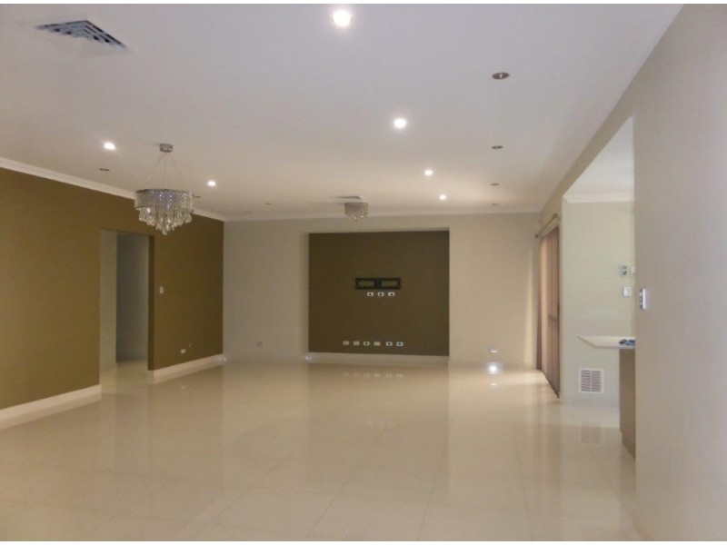 29 Duckbill Loop, Southern River WA 6110