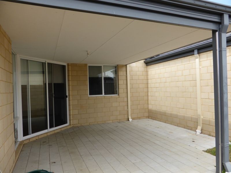 34 Biddiarra Bend, Southern River WA 6110