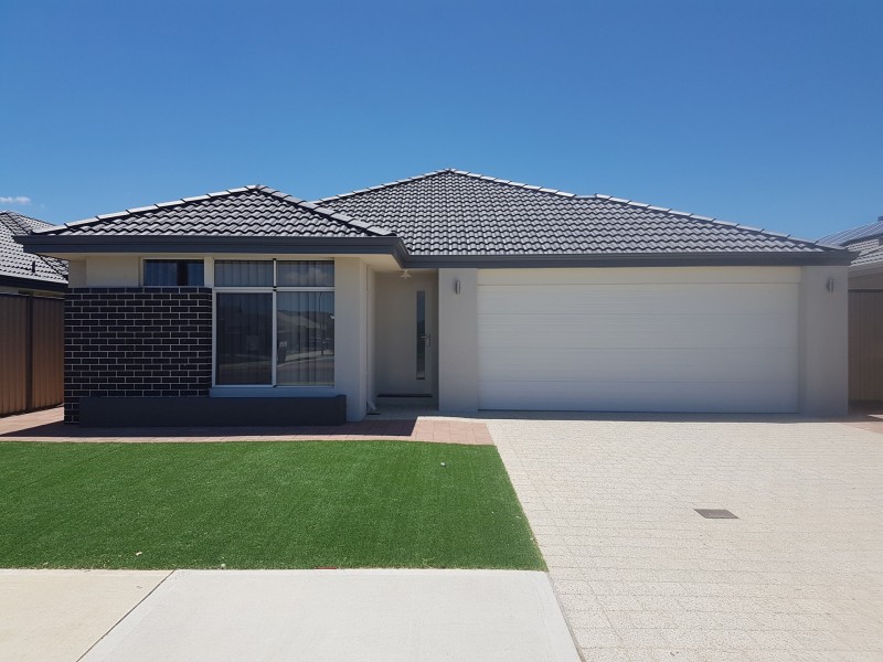 30 Bradley Street, Southern River WA 6110