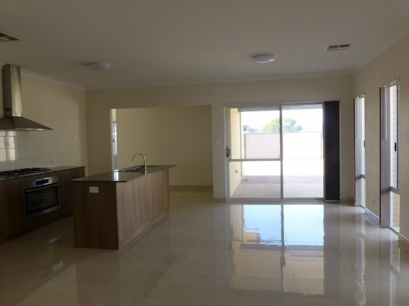 30 Bradley Street, Southern River WA 6110