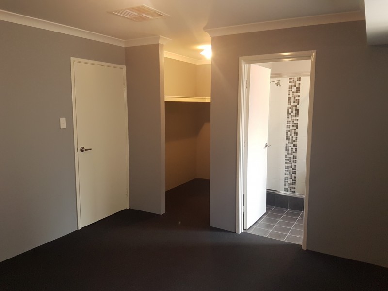 75 Monticello Parkway, Piara Waters WA 6112
