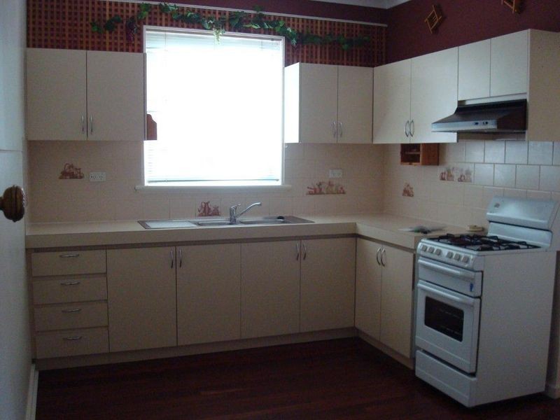 8 Bernice Way, Thornlie WA 6108