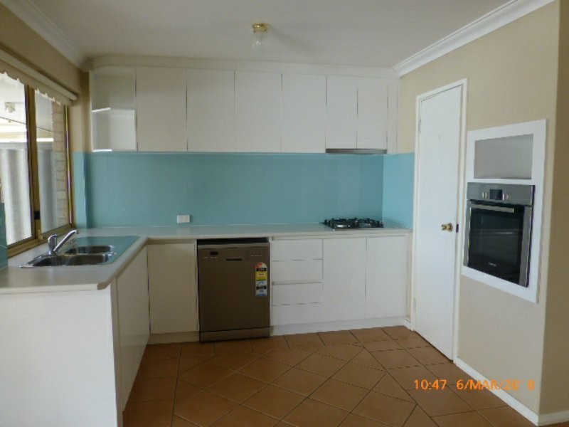 Unit 4/1 Chesterton Drive, Thornlie WA 6108