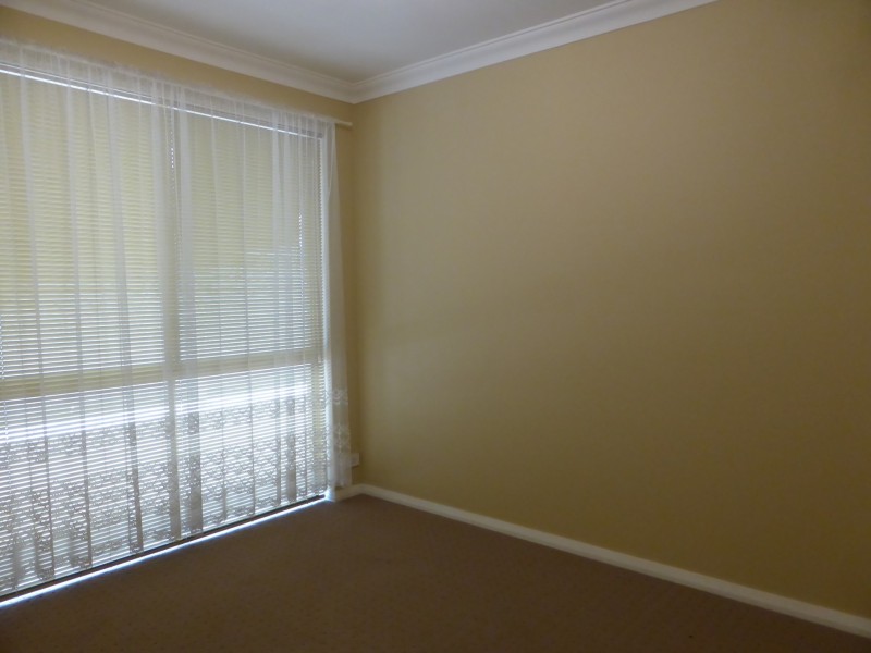 Unit 4/1 Chesterton Drive, Thornlie WA 6108