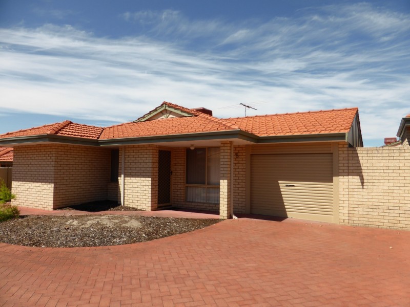 Unit 8/39 Spring Road, Thornlie WA 6108