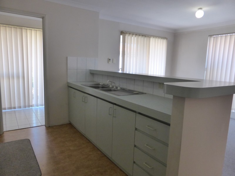Unit 8/39 Spring Road, Thornlie WA 6108