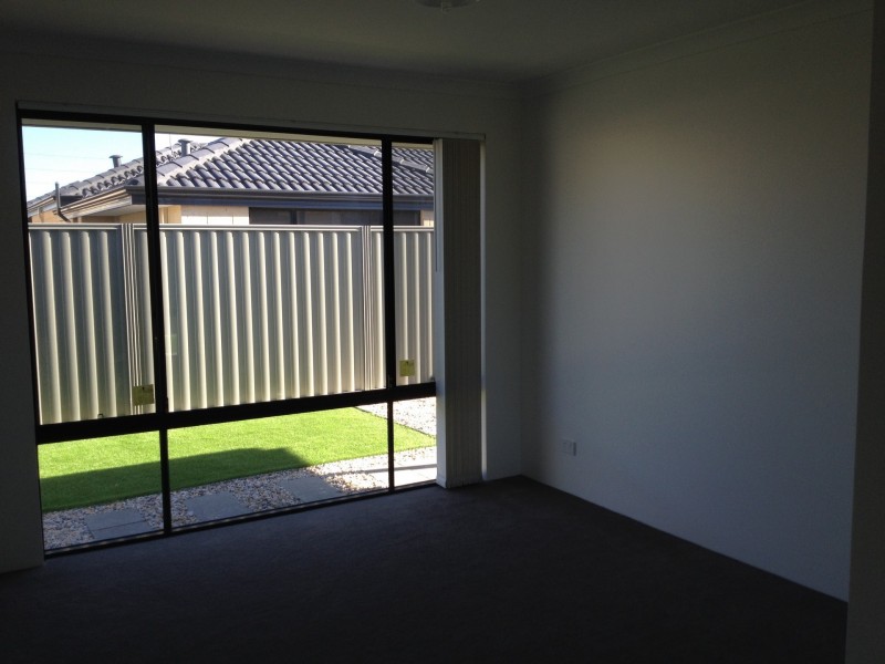 30 Portsmouth Way, Harrisdale WA 6112