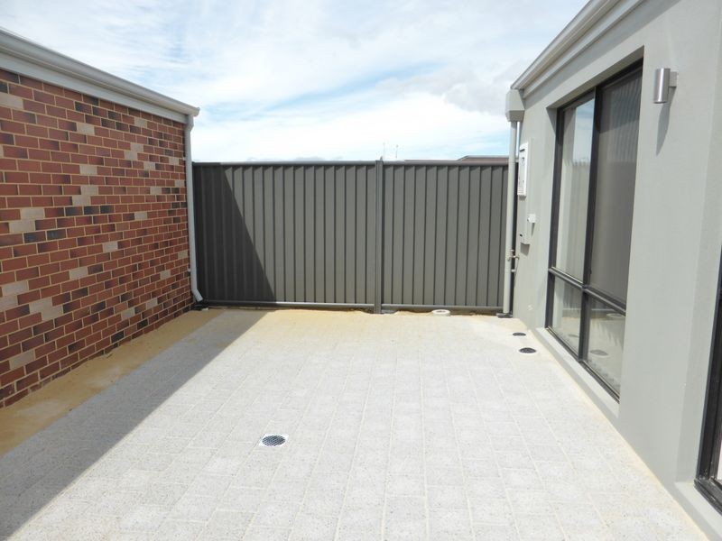 132 Keane Road, Harrisdale WA 6112