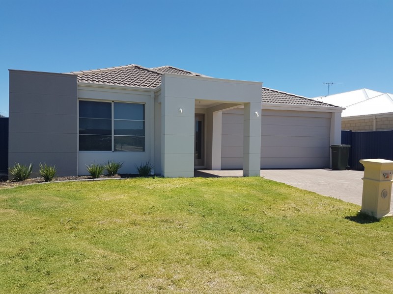 24 Zircon Drive, Byford WA 6122