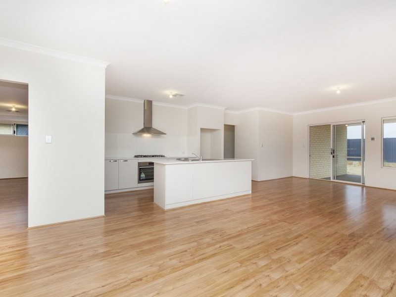 24 Zircon Drive, Byford WA 6122