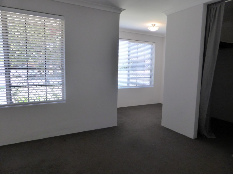 5 Lydiard Retreat, Canning Vale WA 6155