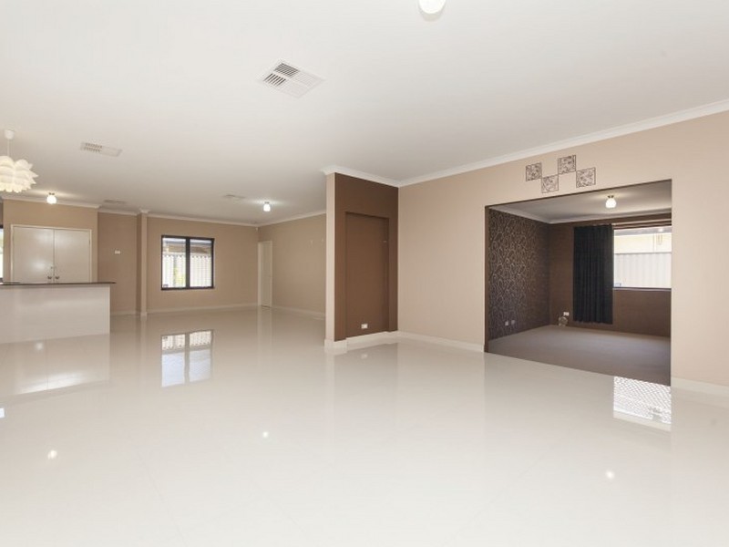 3 Diego Entrance, Southern River WA 6110