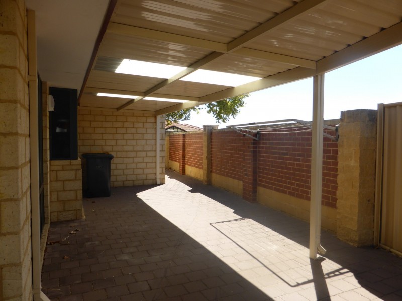 71 Towncentre Drive, Thornlie WA 6108
