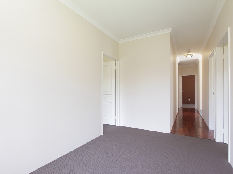 92 Waterfoot Loop, Canning Vale WA 6155