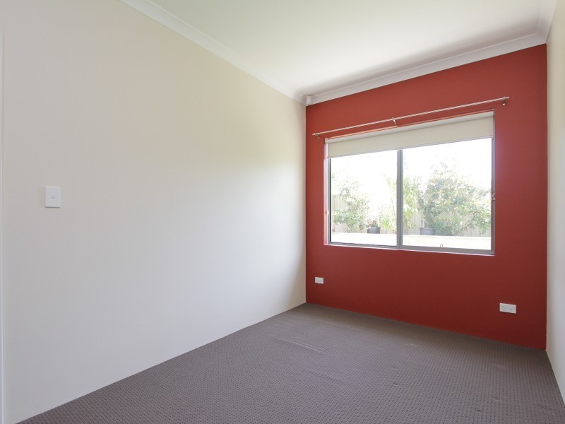 92 Waterfoot Loop, Canning Vale WA 6155