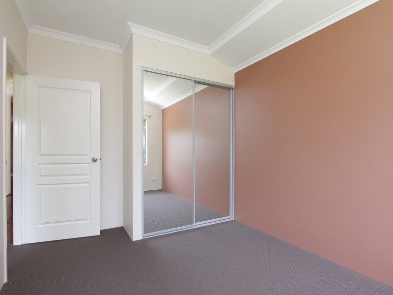 92 Waterfoot Loop, Canning Vale WA 6155