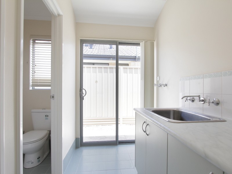 92 Waterfoot Loop, Canning Vale WA 6155