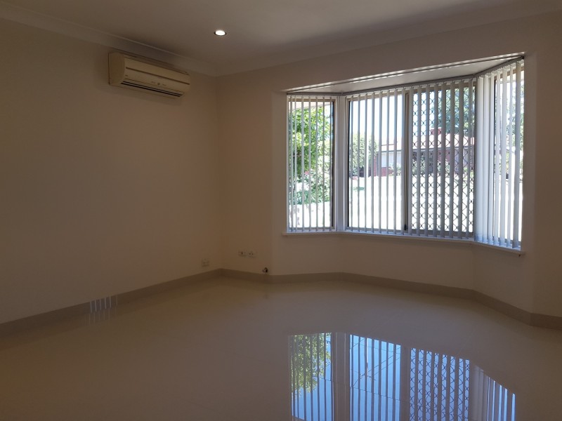 16 Tawny Way, Thornlie WA 6108