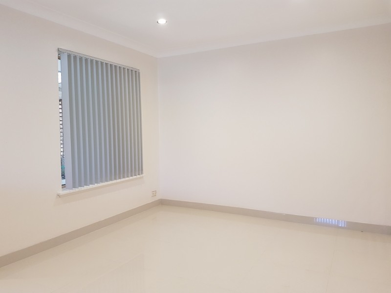 16 Tawny Way, Thornlie WA 6108