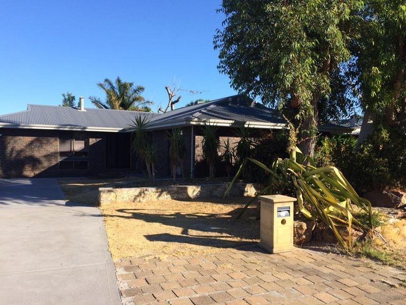 22 Brabham Street, Gosnells WA 6110
