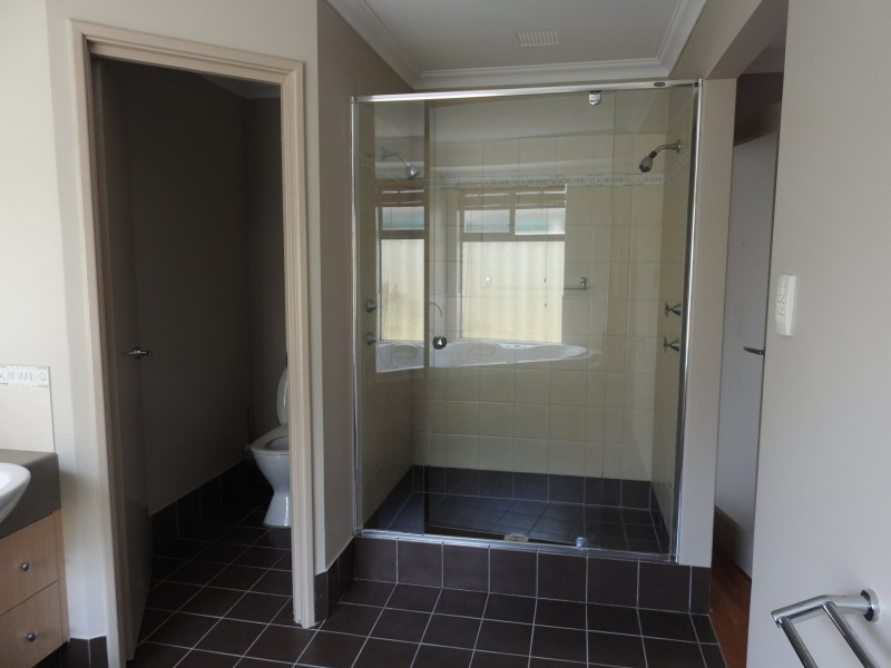 3 Batsford Way, Canning Vale WA 6155