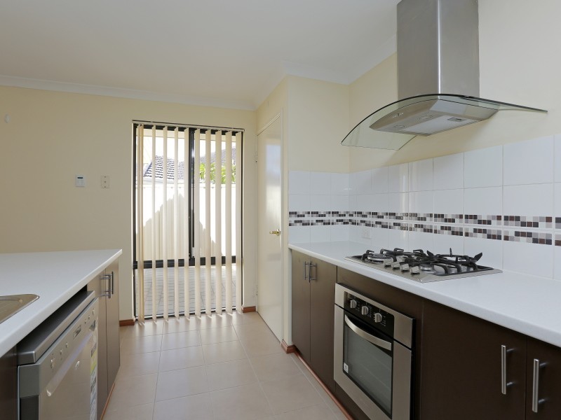 2 Parnell Way, Canning Vale WA 6155