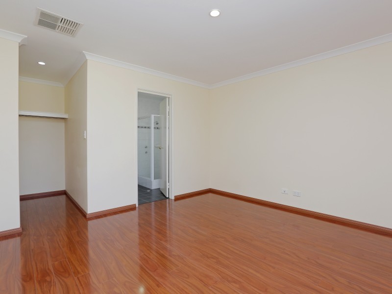 2 Parnell Way, Canning Vale WA 6155