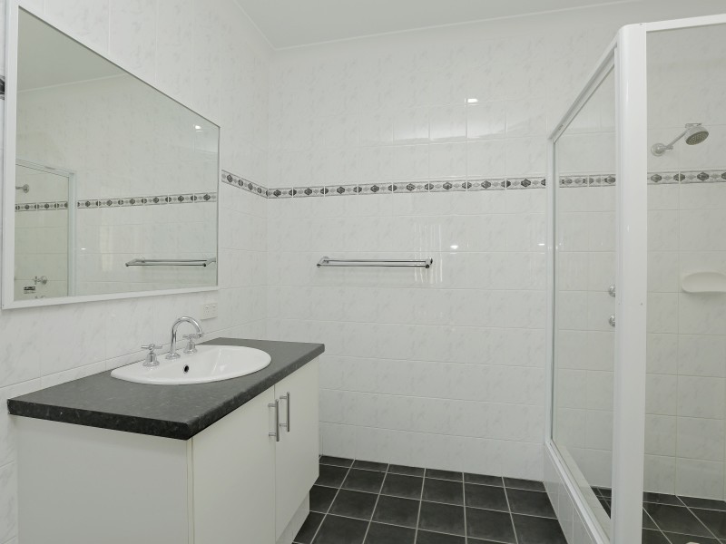 2 Parnell Way, Canning Vale WA 6155