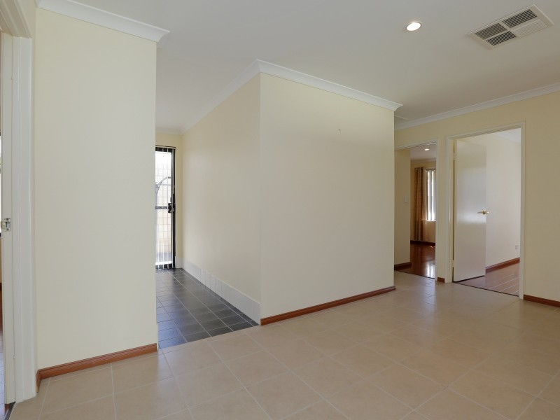 2 Parnell Way, Canning Vale WA 6155