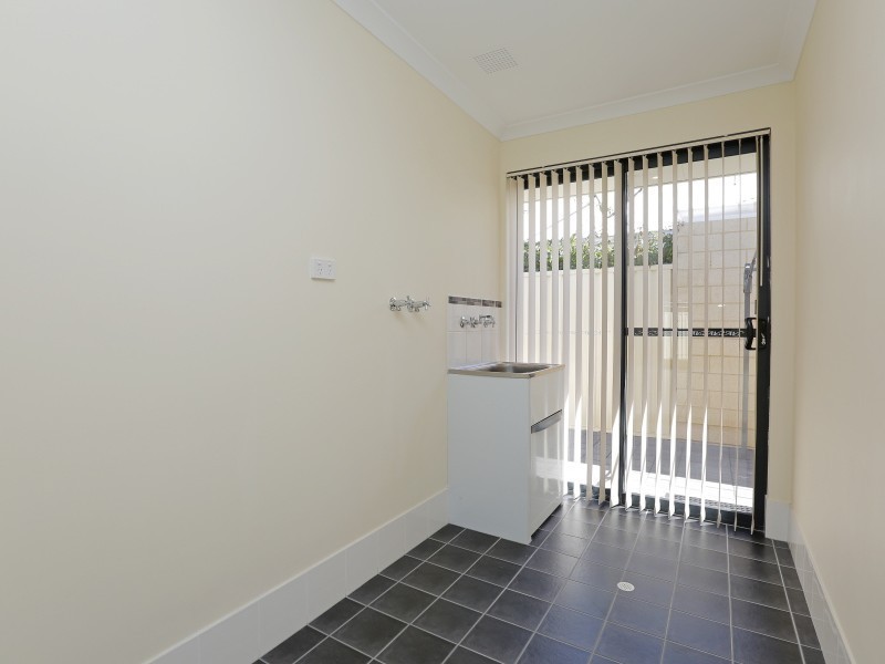 2 Parnell Way, Canning Vale WA 6155