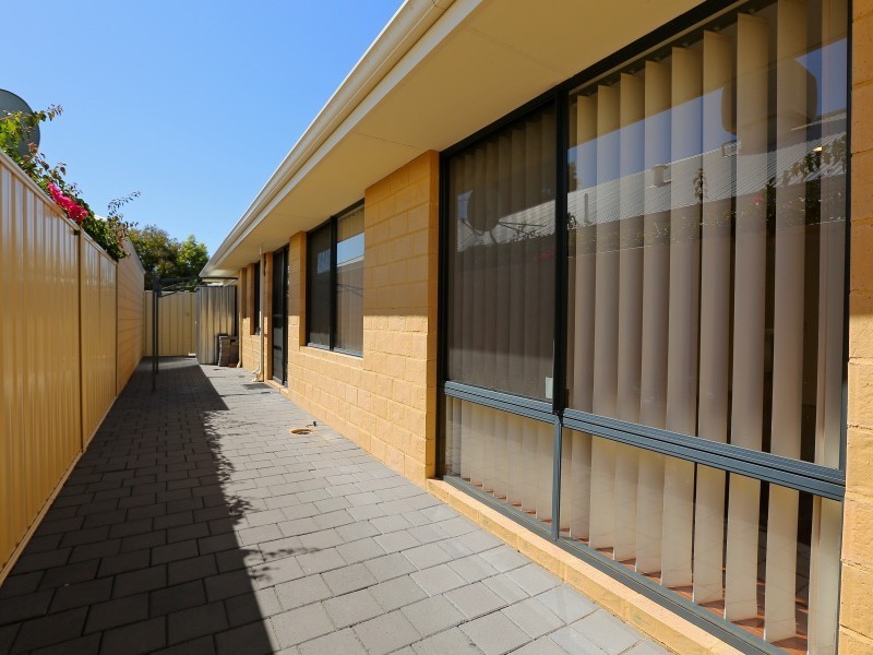 2 Parnell Way, Canning Vale WA 6155