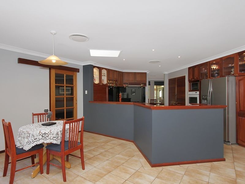 23 Livingstone Drive, Canning Vale WA 6155