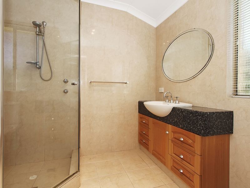 23 Livingstone Drive, Canning Vale WA 6155