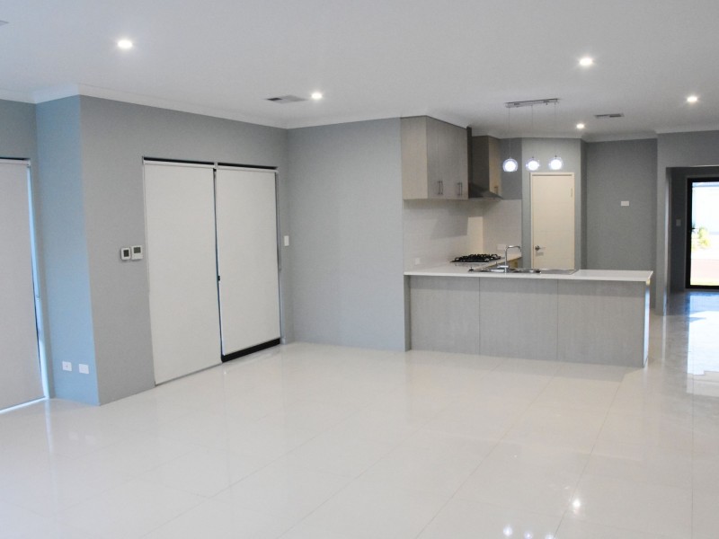 15 Nikon Road, Harrisdale WA 6112