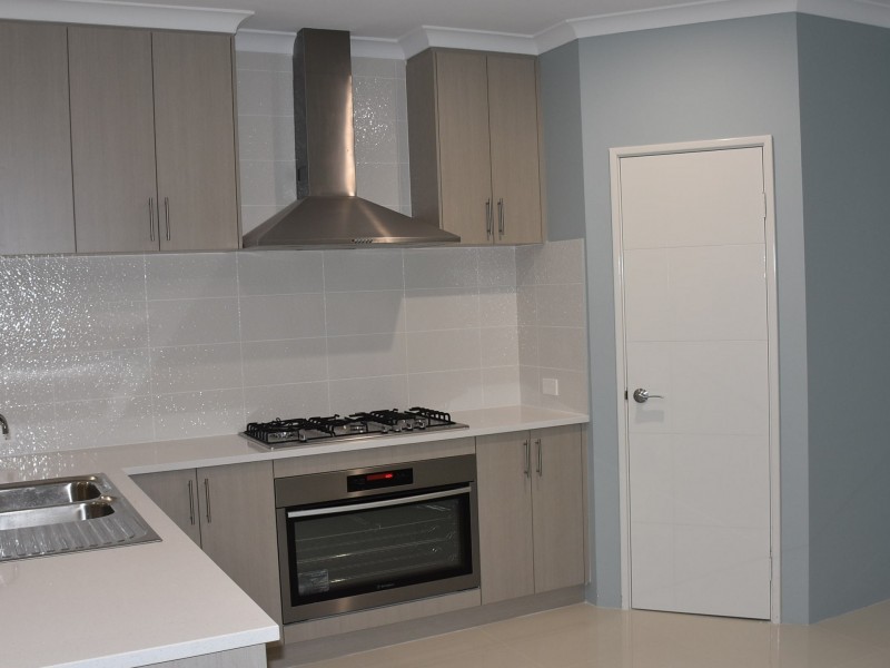 15 Nikon Road, Harrisdale WA 6112