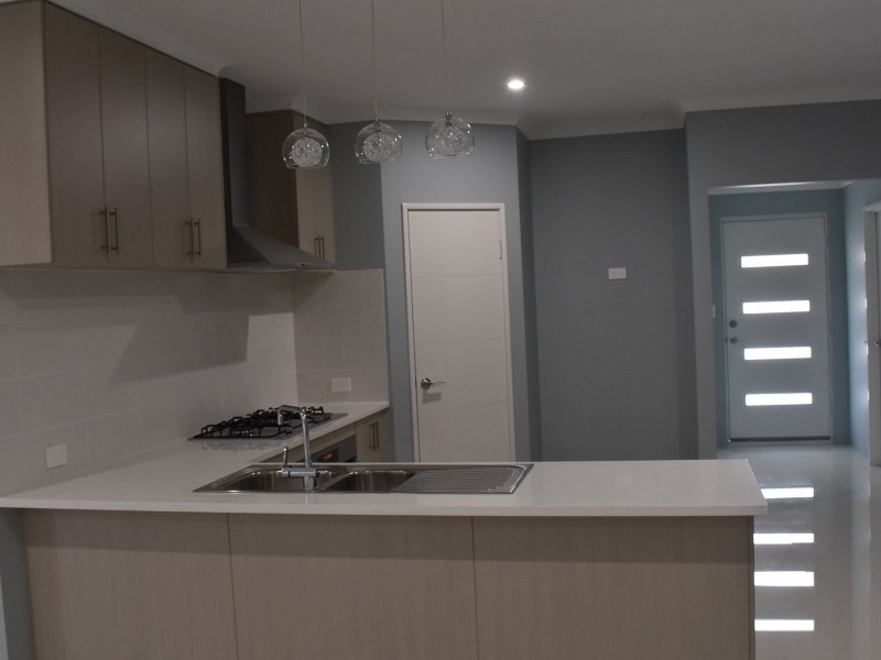 15 Nikon Road, Harrisdale WA 6112